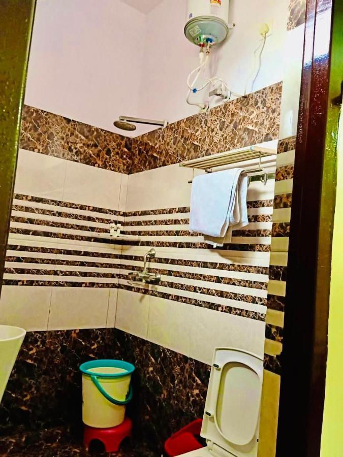 Shivjot Hotel Kharar 외부 사진