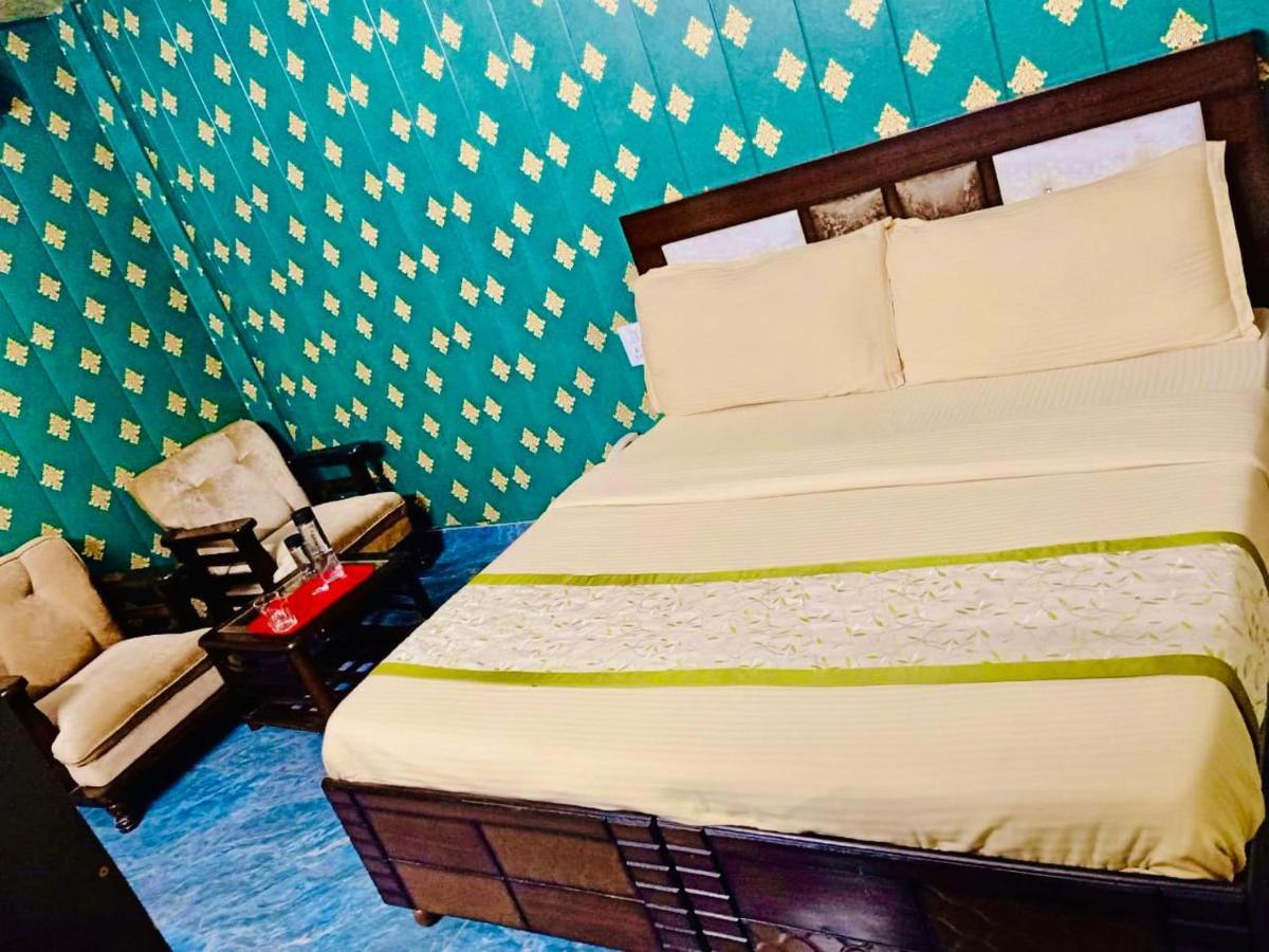 Shivjot Hotel Kharar 외부 사진