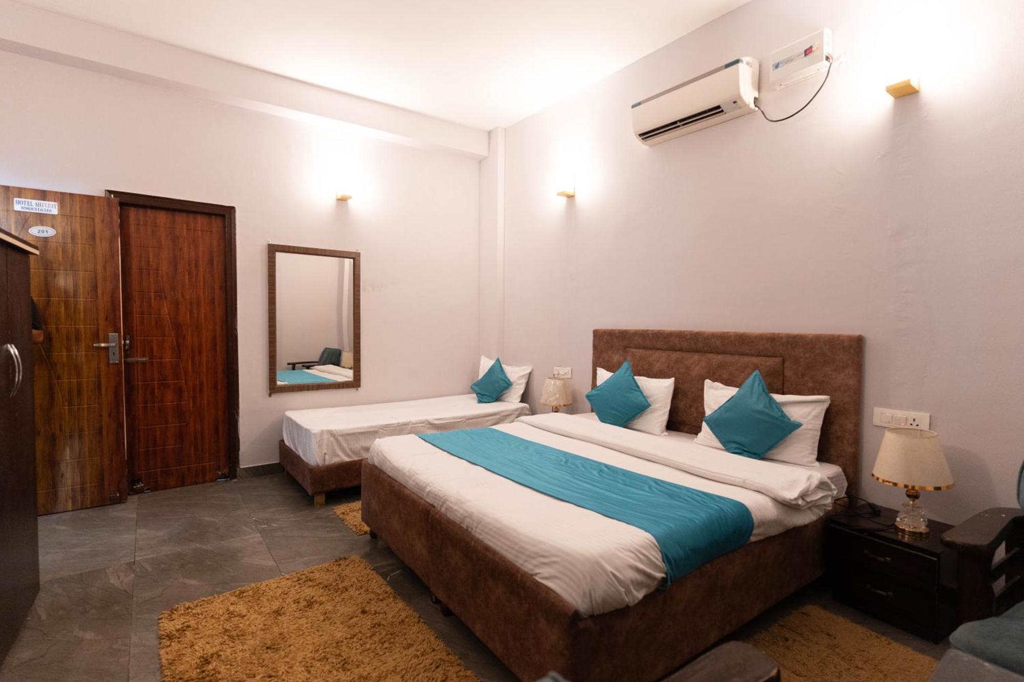 Shivjot Hotel Kharar 외부 사진